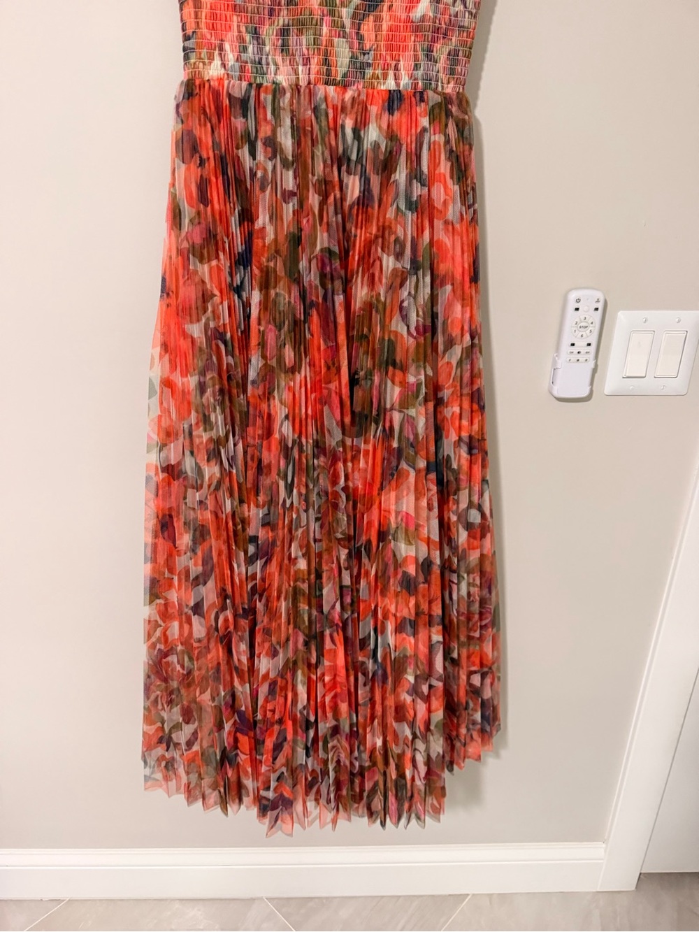 Hutch Brianna Shoulder Tie Maxi Dress Size Small - Picture 4 of 7